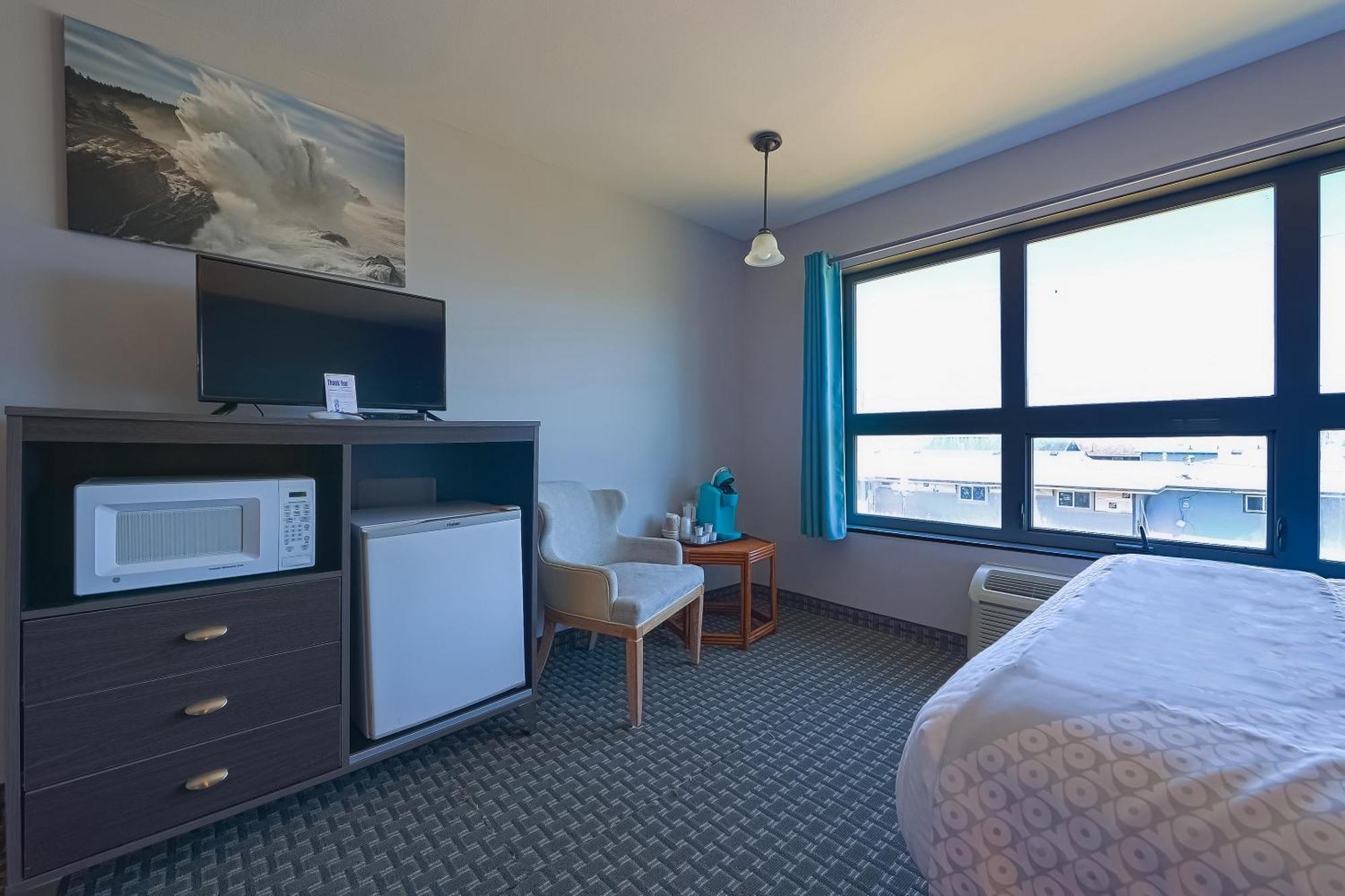 Oyo Waves Hotel Newport Or - Nye Beach Kültér fotó